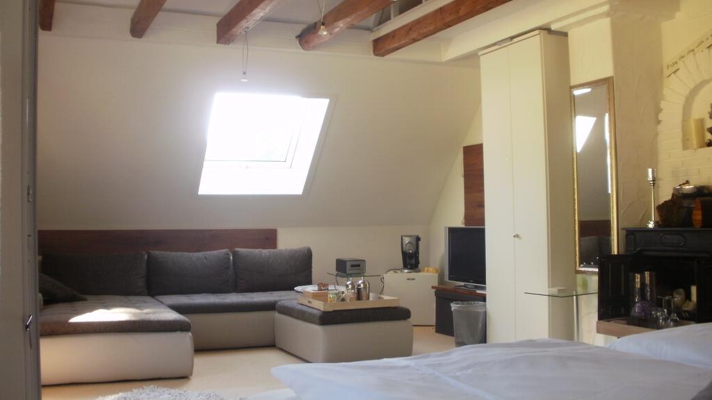 Gaestezimmer Im Haus Am Wald フロイデンシュタット 部屋 写真