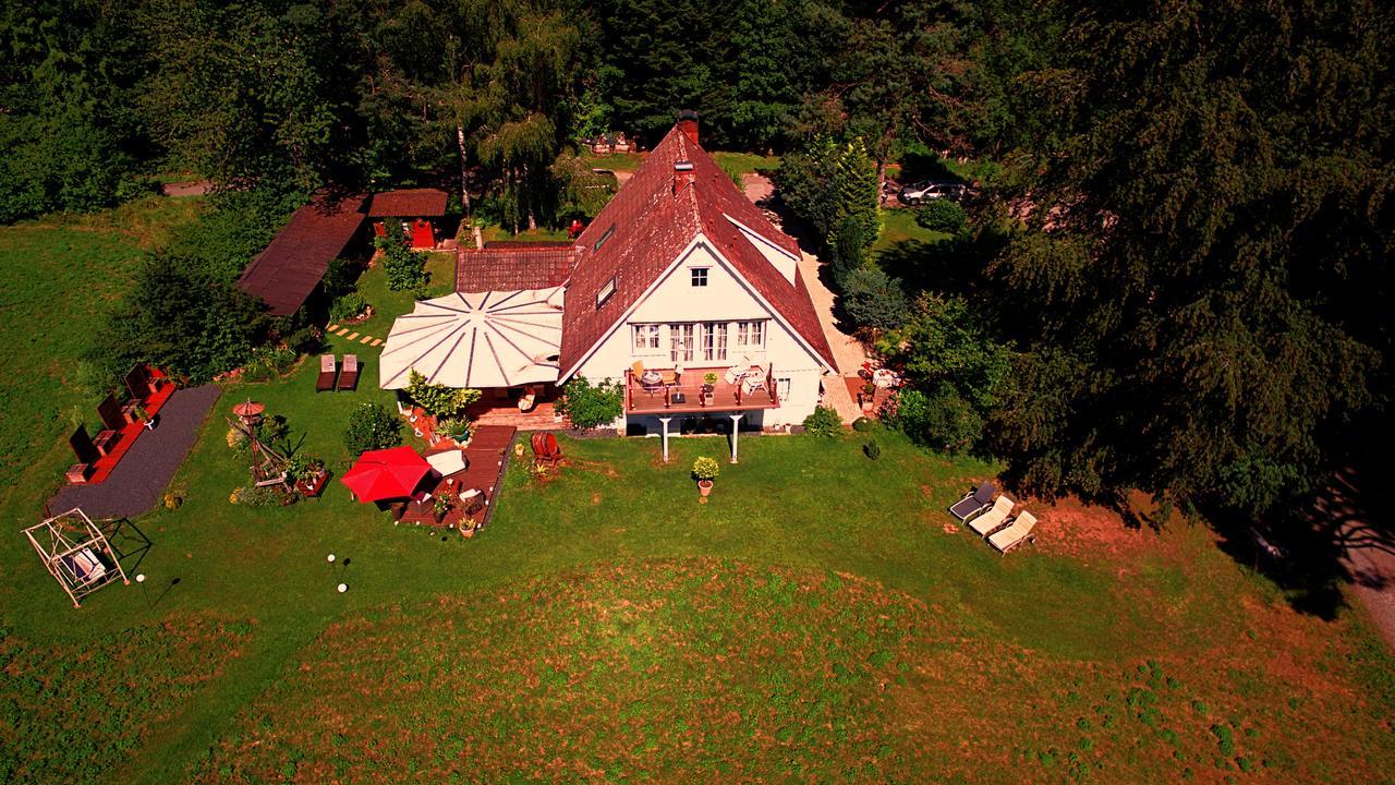 Gaestezimmer Im Haus Am Wald フロイデンシュタット エクステリア 写真